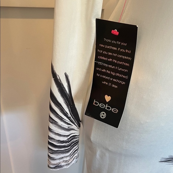 NWT bebe White and Black Patterned Long Sleeve Dress - Picture 3 of 8